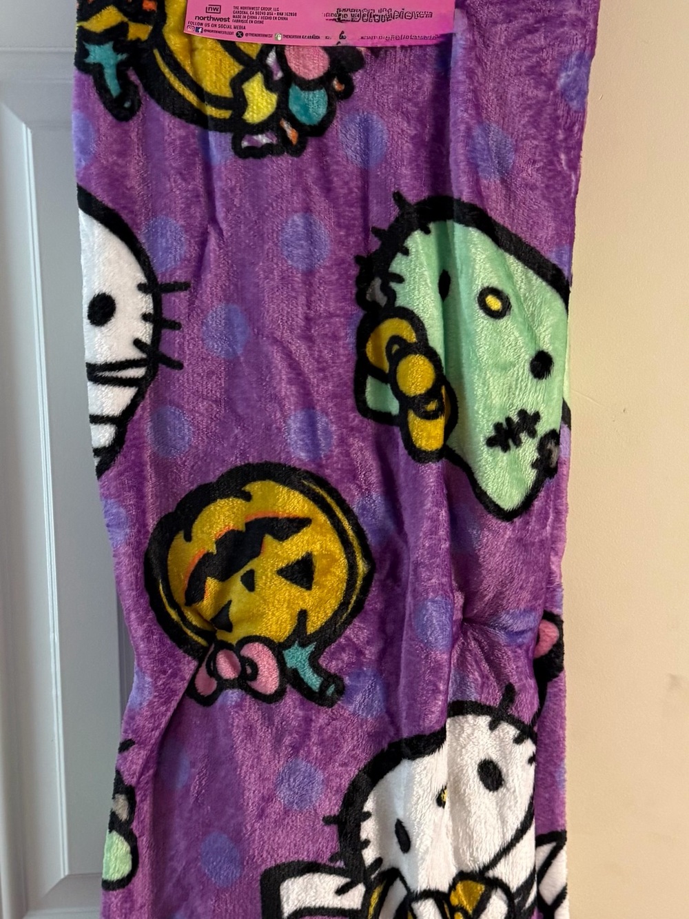 Hello Kitty 2025 Purple Halloween Candy Silk Touch Throw Blanket